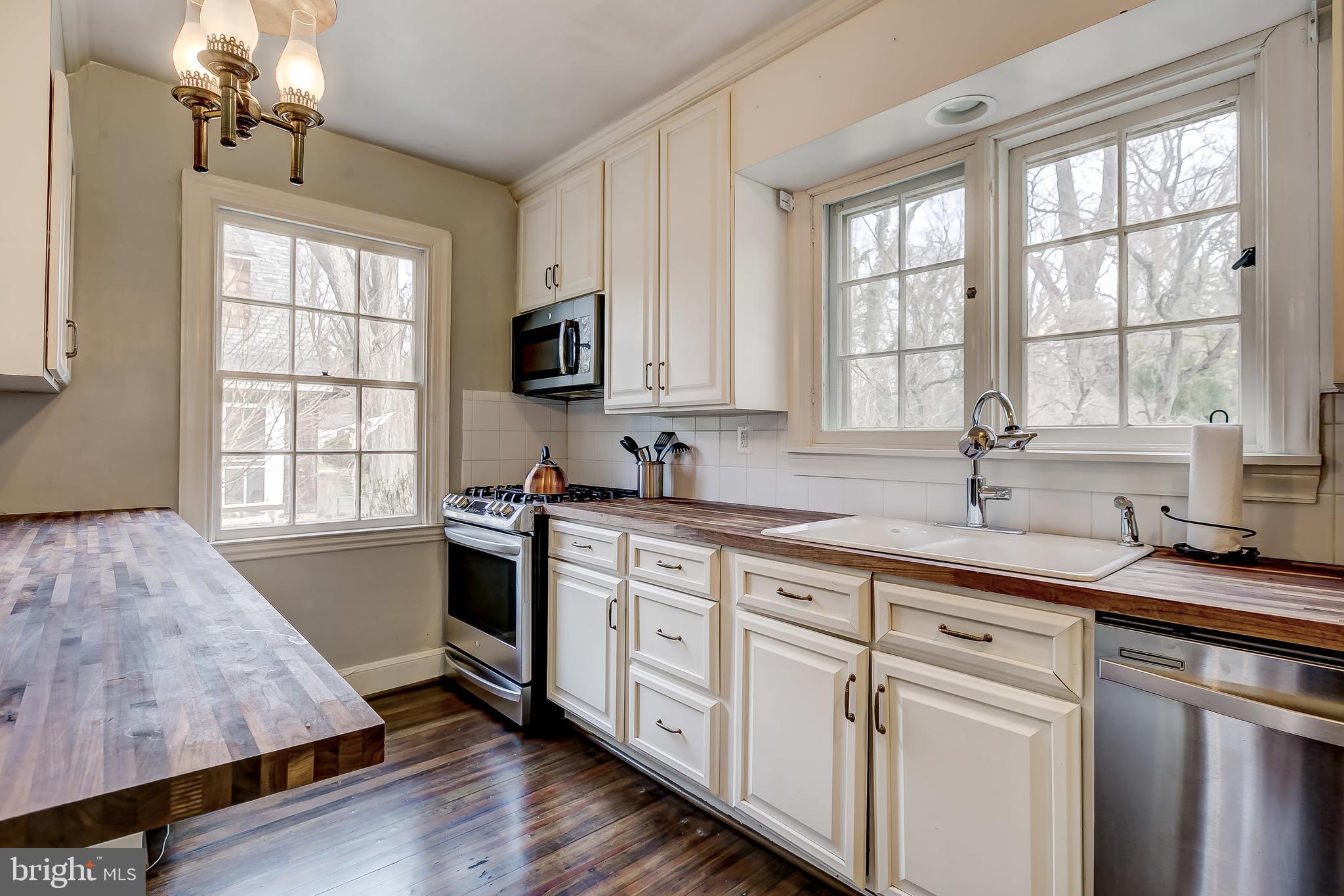 505 Nottingham Road Baltimore, MD 21229 - Photo 13 of 36 Gallery Image 13