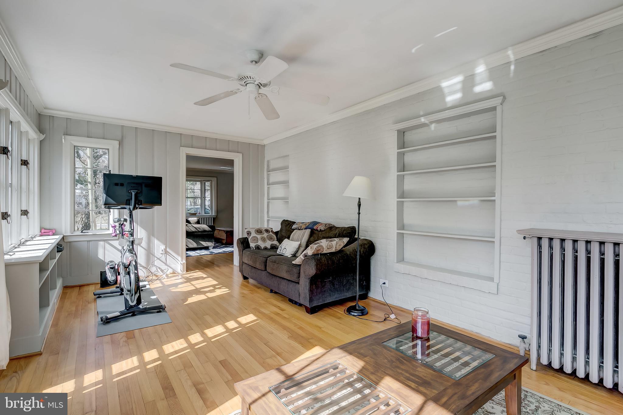 505 Nottingham Road Baltimore, MD 21229 - Photo 8 of 36 Gallery Image 8