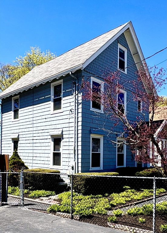 73 Williams Avenue Boston, MA 02136 - Photo 2 of 29
