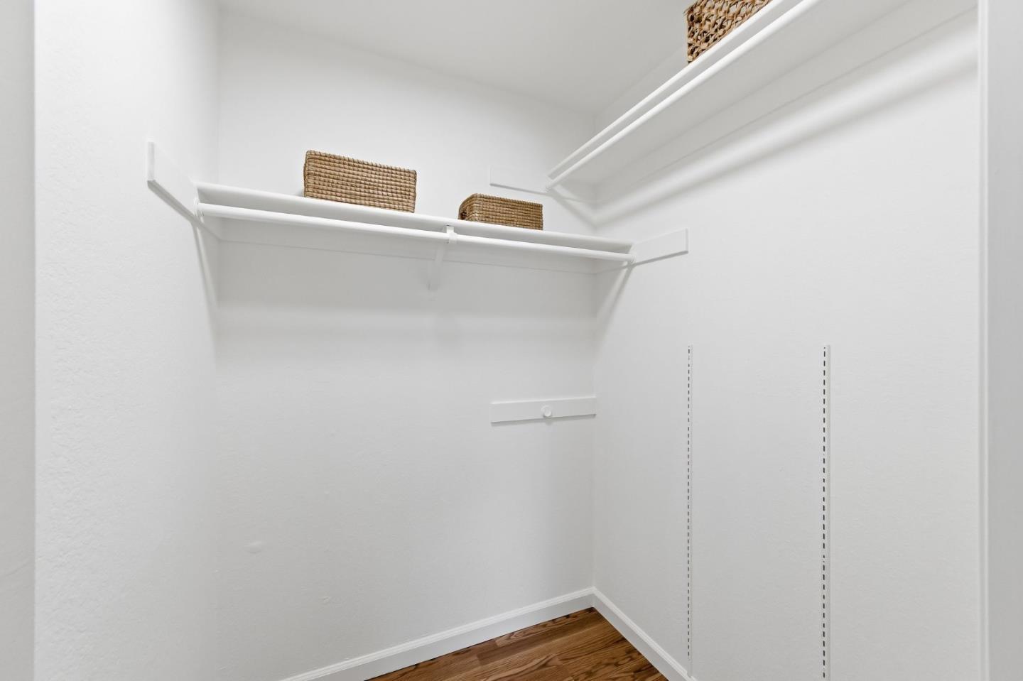 905 West Middlefield Road, Unit 971 Mountain View, CA 94043 - Photo 13 of 29