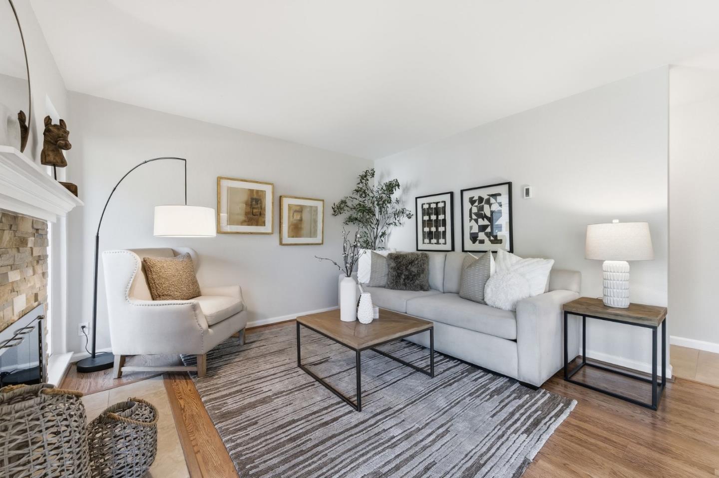 905 West Middlefield Road, Unit 971 Mountain View, CA 94043 - Photo 2 of 29