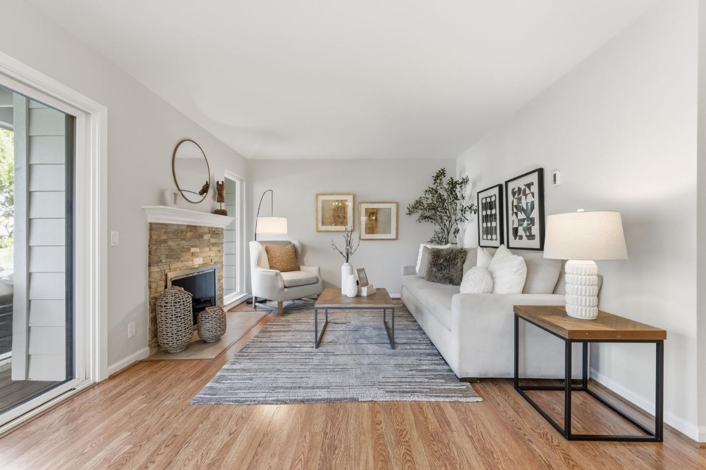 905 West Middlefield Road, Unit 971 Mountain View, CA 94043 - Photo 3 of 29