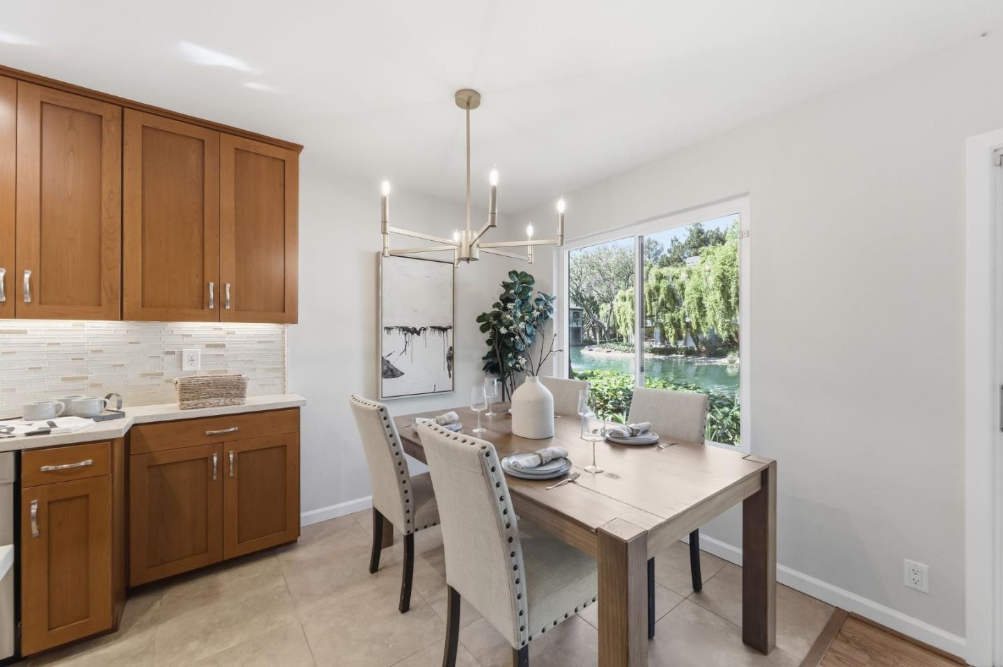 905 West Middlefield Road, Unit 971 Mountain View, CA 94043 - Photo 6 of 29