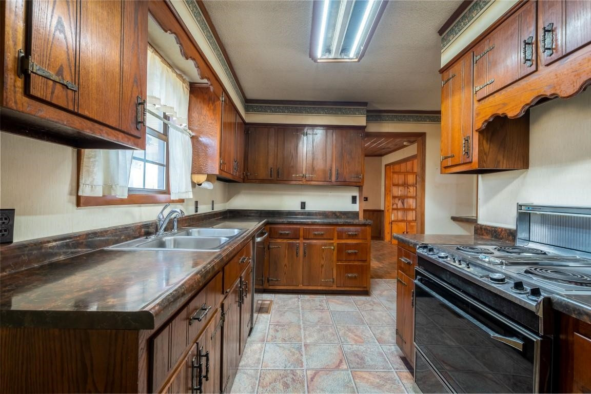 1801 Mouse Tail Road Parsons, TN 38363 - Photo 18 of 24 Photo 18