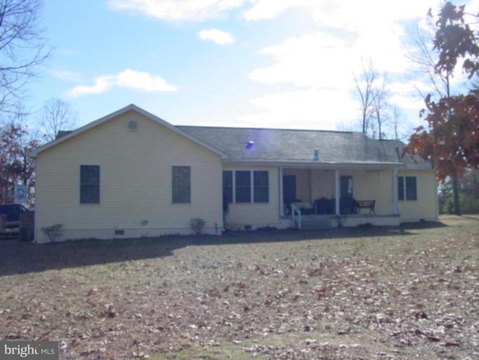13436 Mattox Drive King George, VA 22485 - Photo 14 of 16 Rear view w/Porch