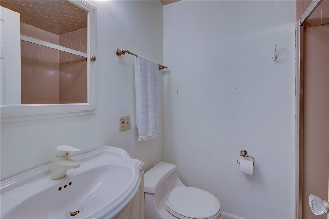 23 Pinetop Road Barrington, RI 02806 - Photo 25 of 47