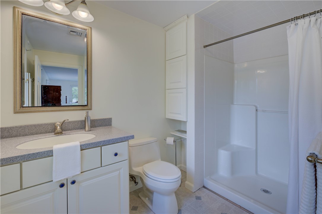 23 Pinetop Road Barrington, RI 02806 - Photo 27 of 47