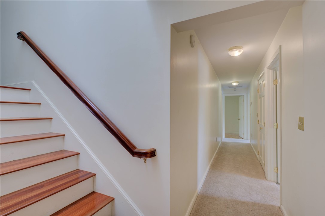 23 Pinetop Road Barrington, RI 02806 - Photo 30 of 47