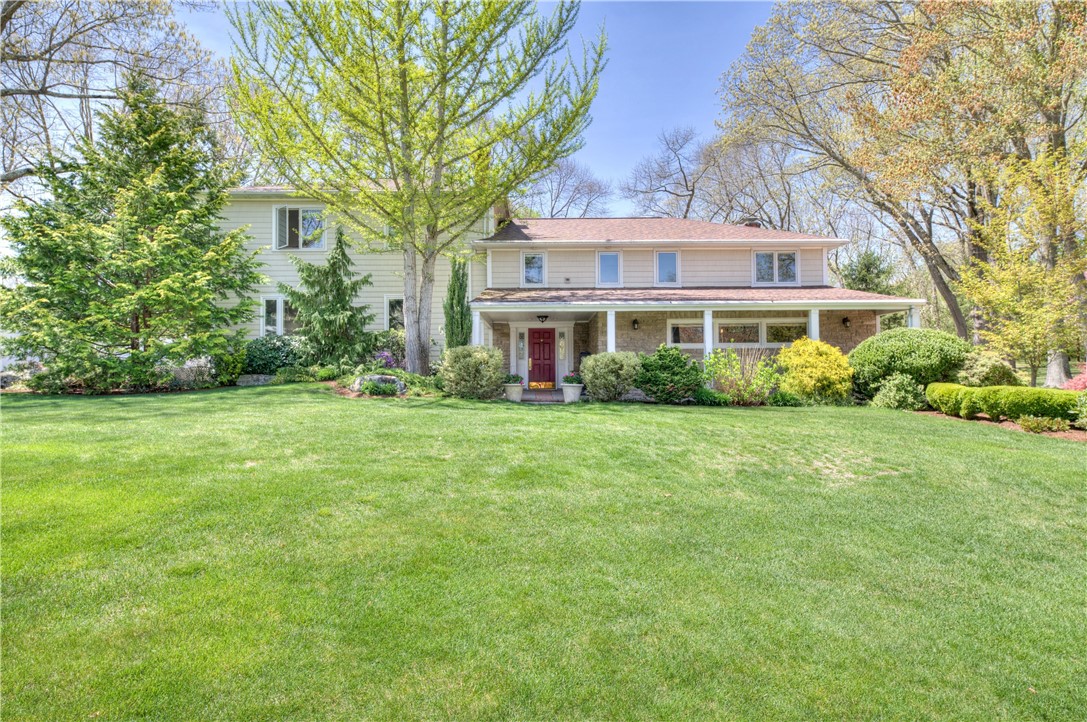 23 Pinetop Road Barrington, RI 02806 - Photo 3 of 47