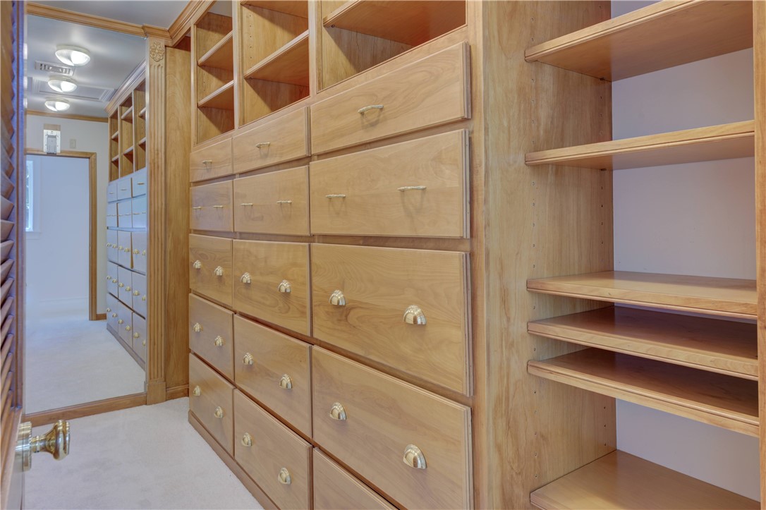 23 Pinetop Road Barrington, RI 02806 - Photo 33 of 47