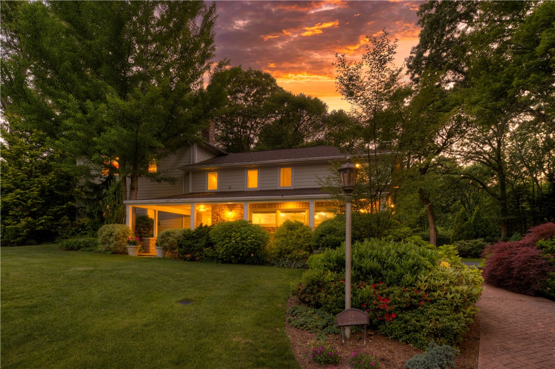 23 Pinetop Road Barrington, RI 02806 - Photo 4 of 47