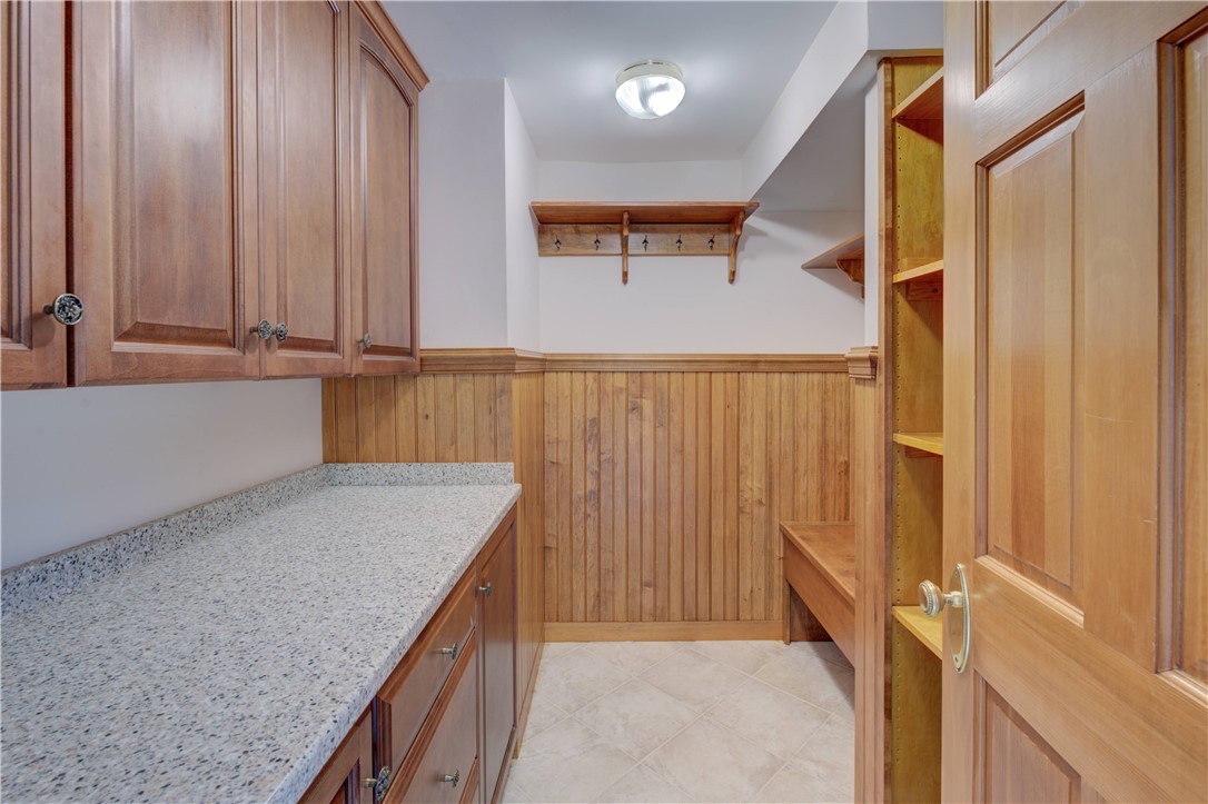 23 Pinetop Road Barrington, RI 02806 - Photo 7 of 47