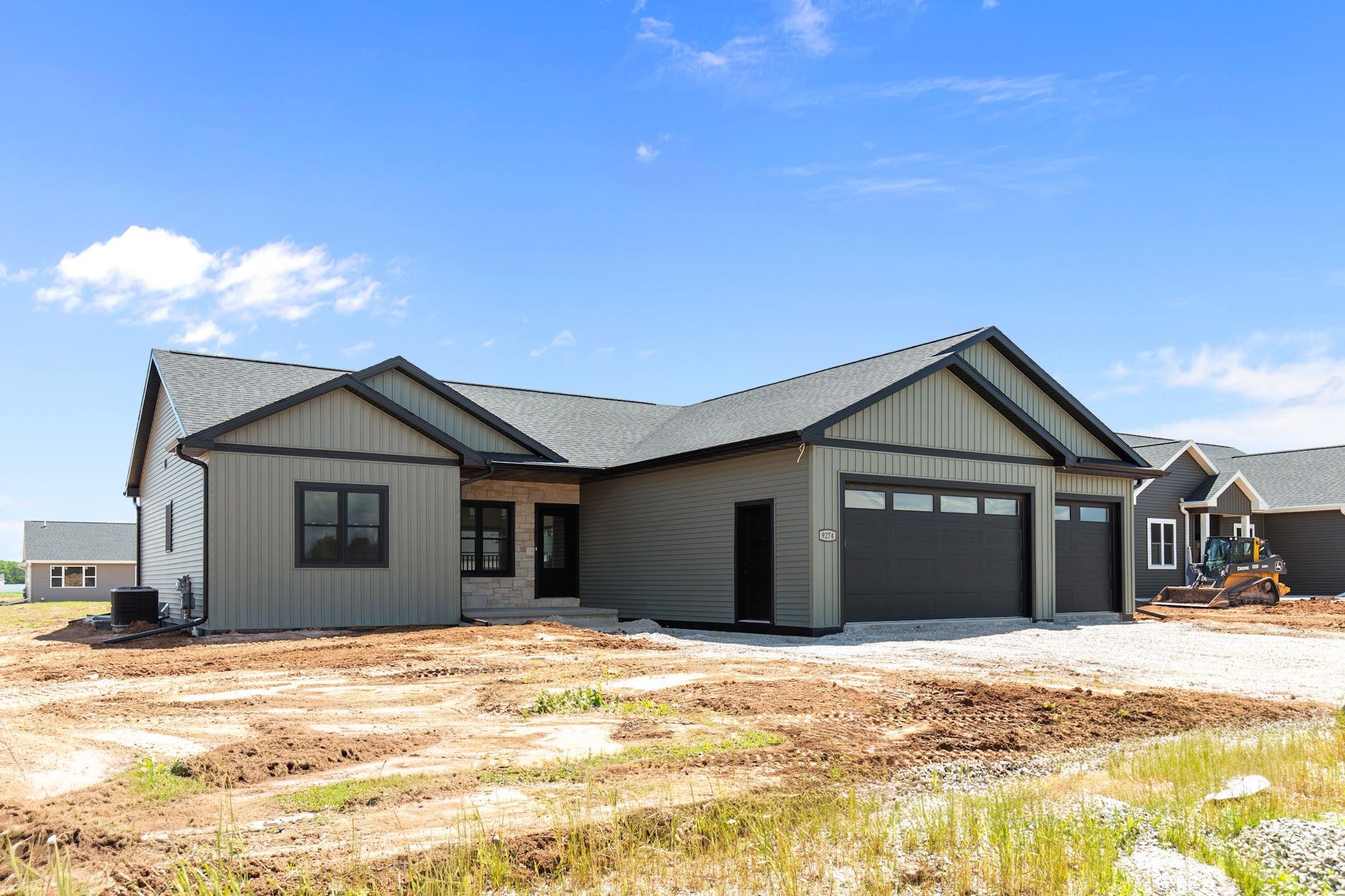 N9274 West Homestead Drive Appleton, WI 54915 - Photo 2 of 43