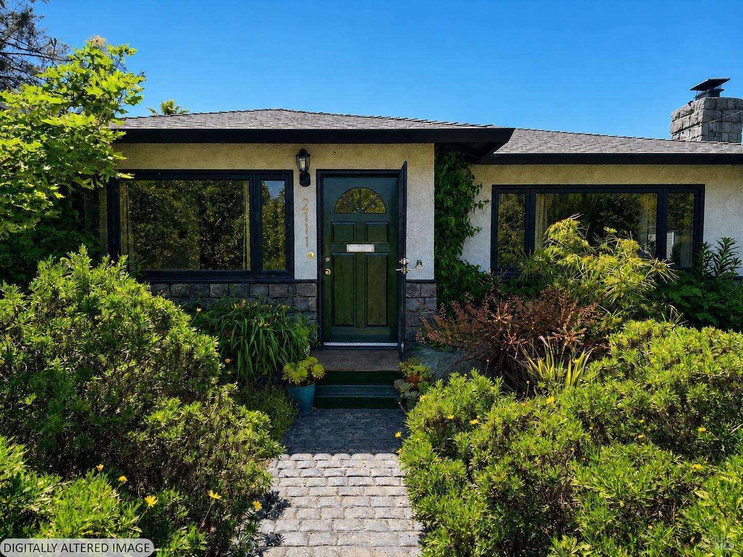 2111 Humboldt Street Santa Rosa, CA 95404 - Photo 1 of 3