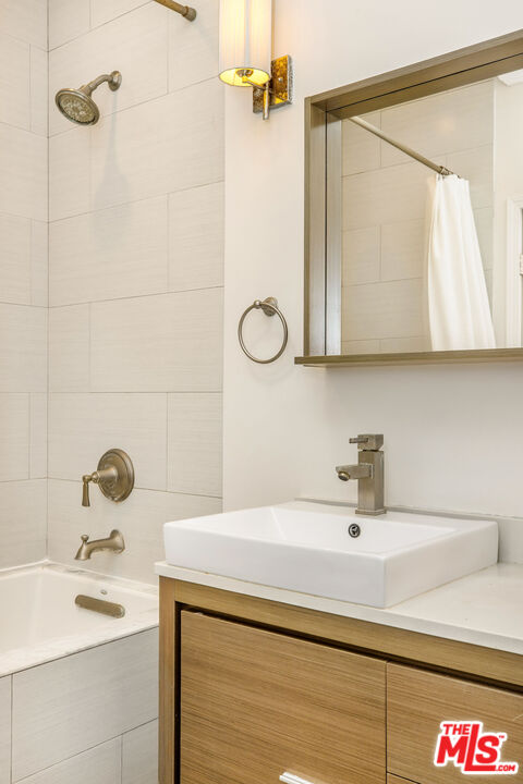 8025 Redlands Street, Unit 13 Playa del Rey, CA 90293 - Photo 39 of 43
