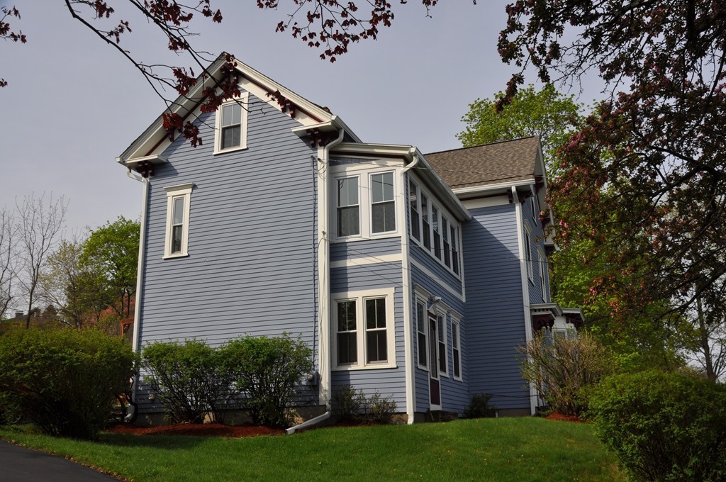 21 Oak Street Clinton, MA 01510 - Photo 17 of 29