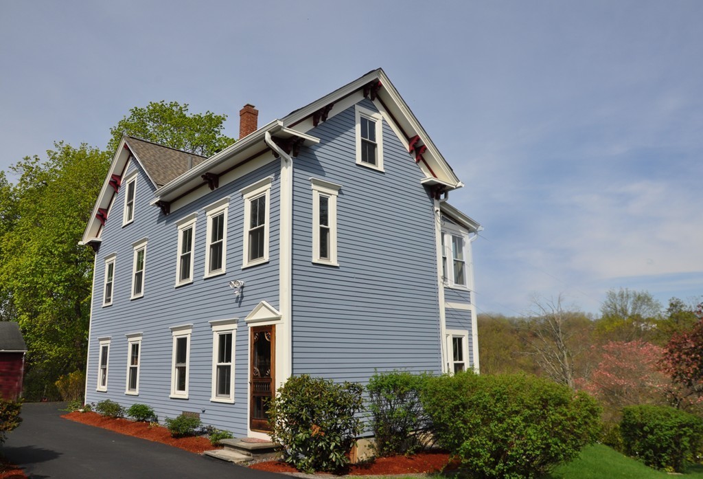 21 Oak Street Clinton, MA 01510 - Photo 18 of 29