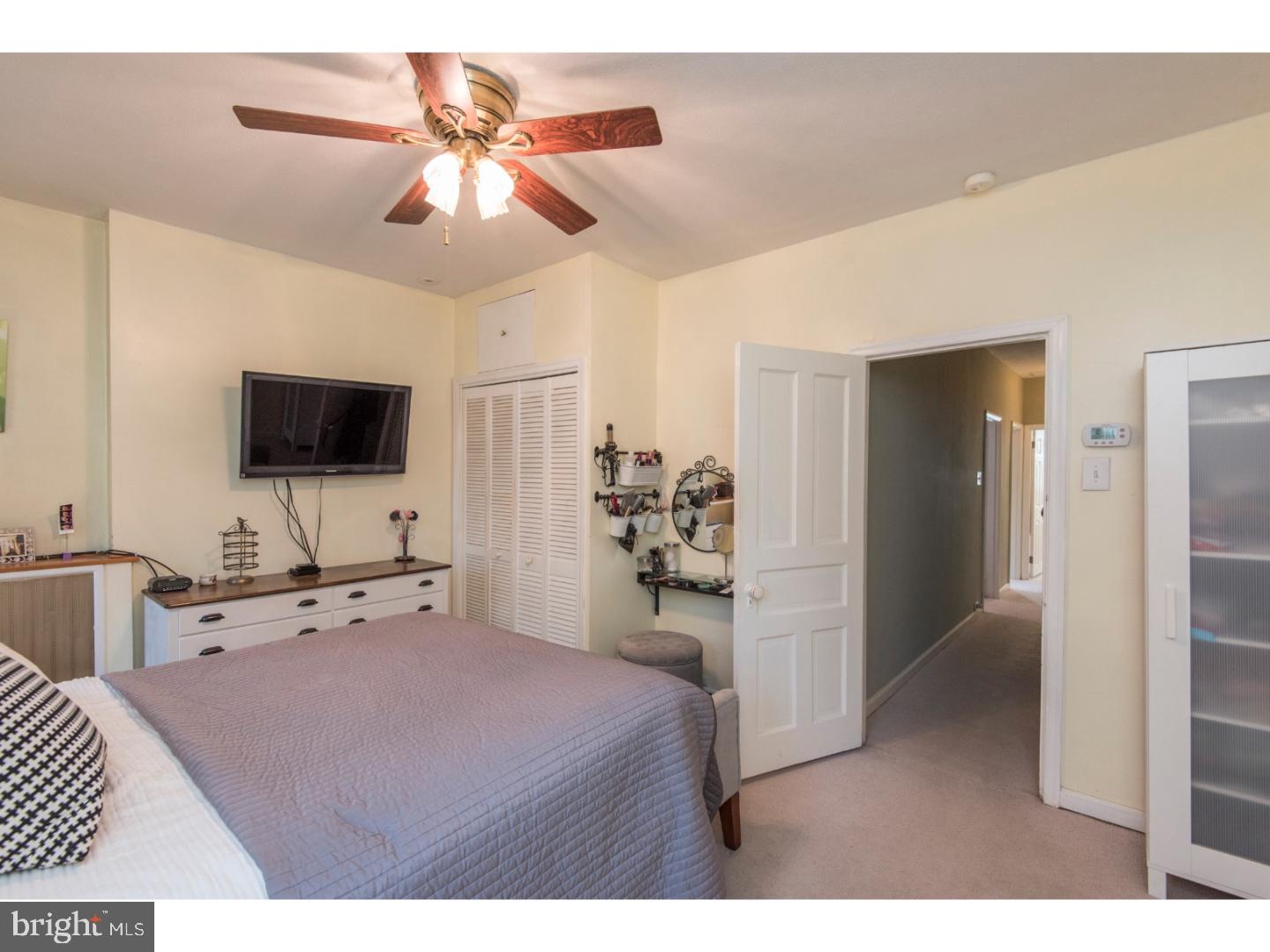 482 Ripka Street Philadelphia, PA 19128 - Photo 13 of 25 Bedroom - Main