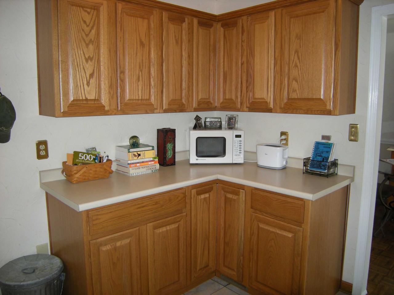 3090 Woodway Road Roanoke, VA 24014 - Photo 8 of 18 2nd View Kitchen