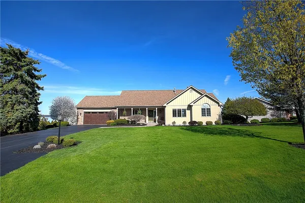 $699,900 | 11 Bayview Terrace, Geneva Town, NY 14456