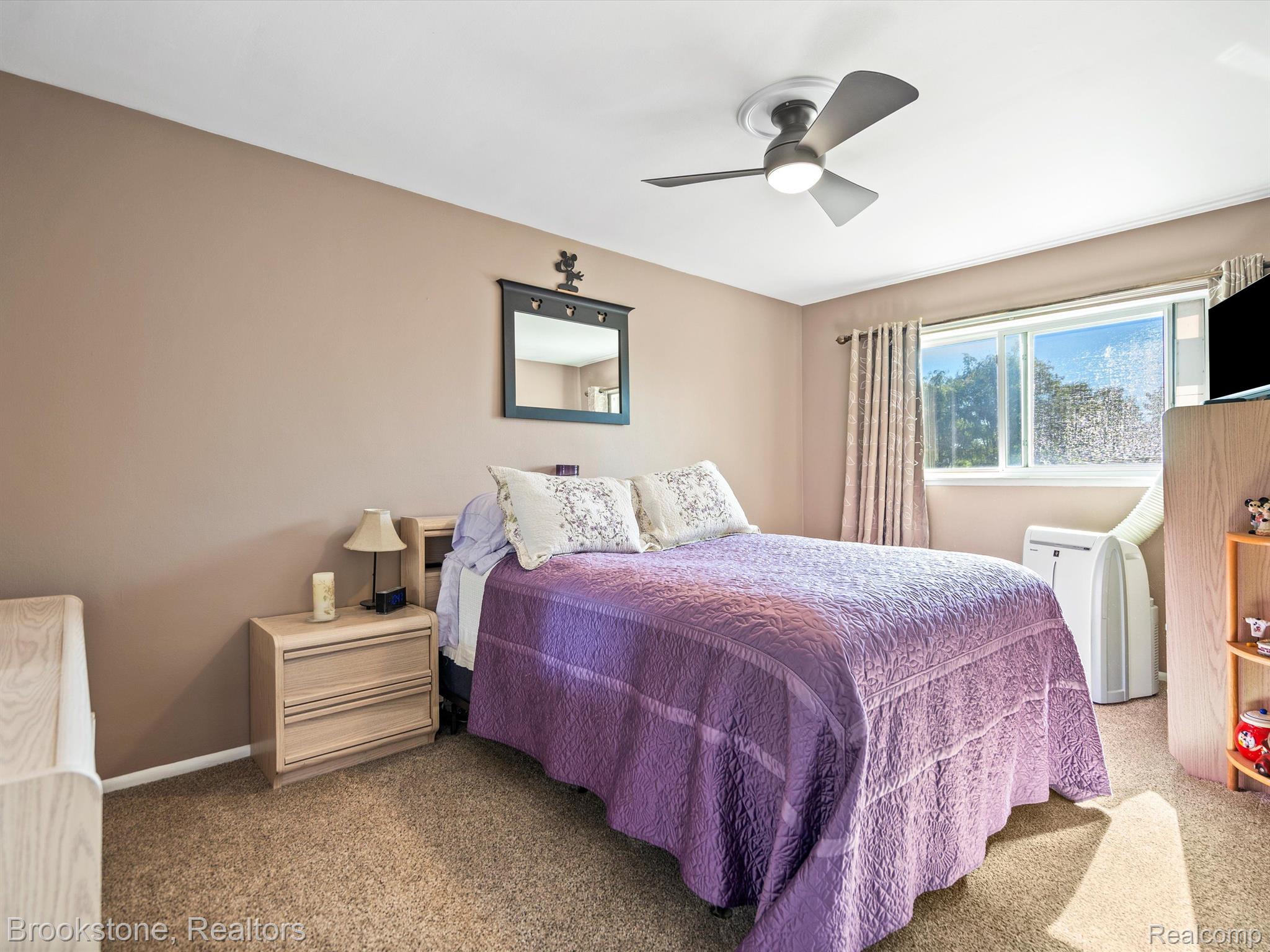 4345 Crooks Road, Unit 32 Royal Oak, MI 48073 - Photo 8 of 17 Gallery Image 8