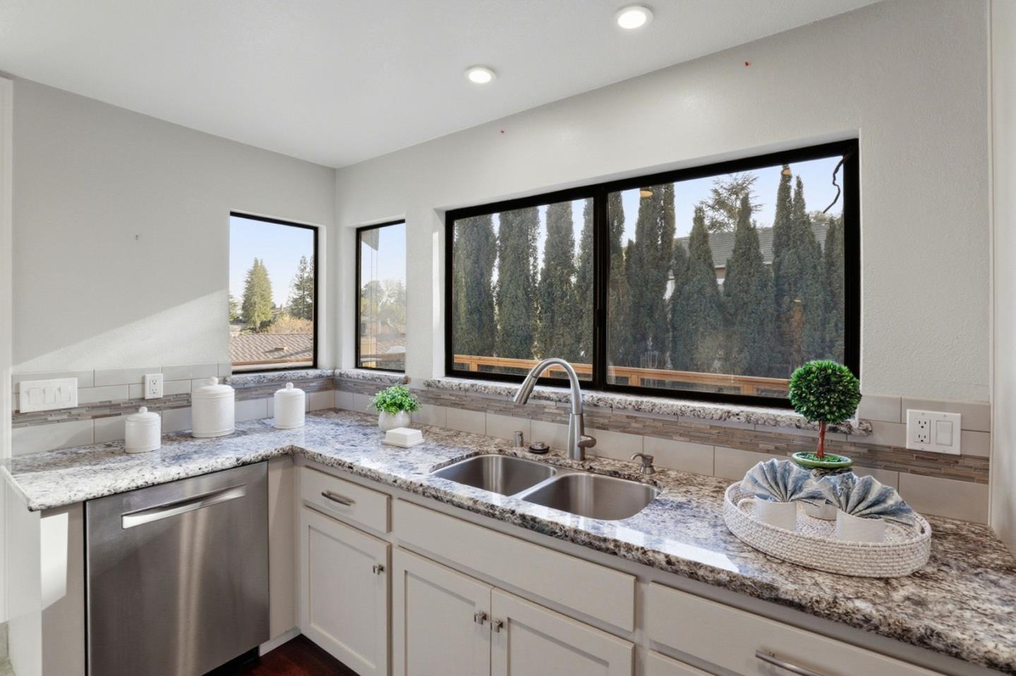 1610 Calabrese Way Gilroy, CA 95020 - Photo 15 of 47