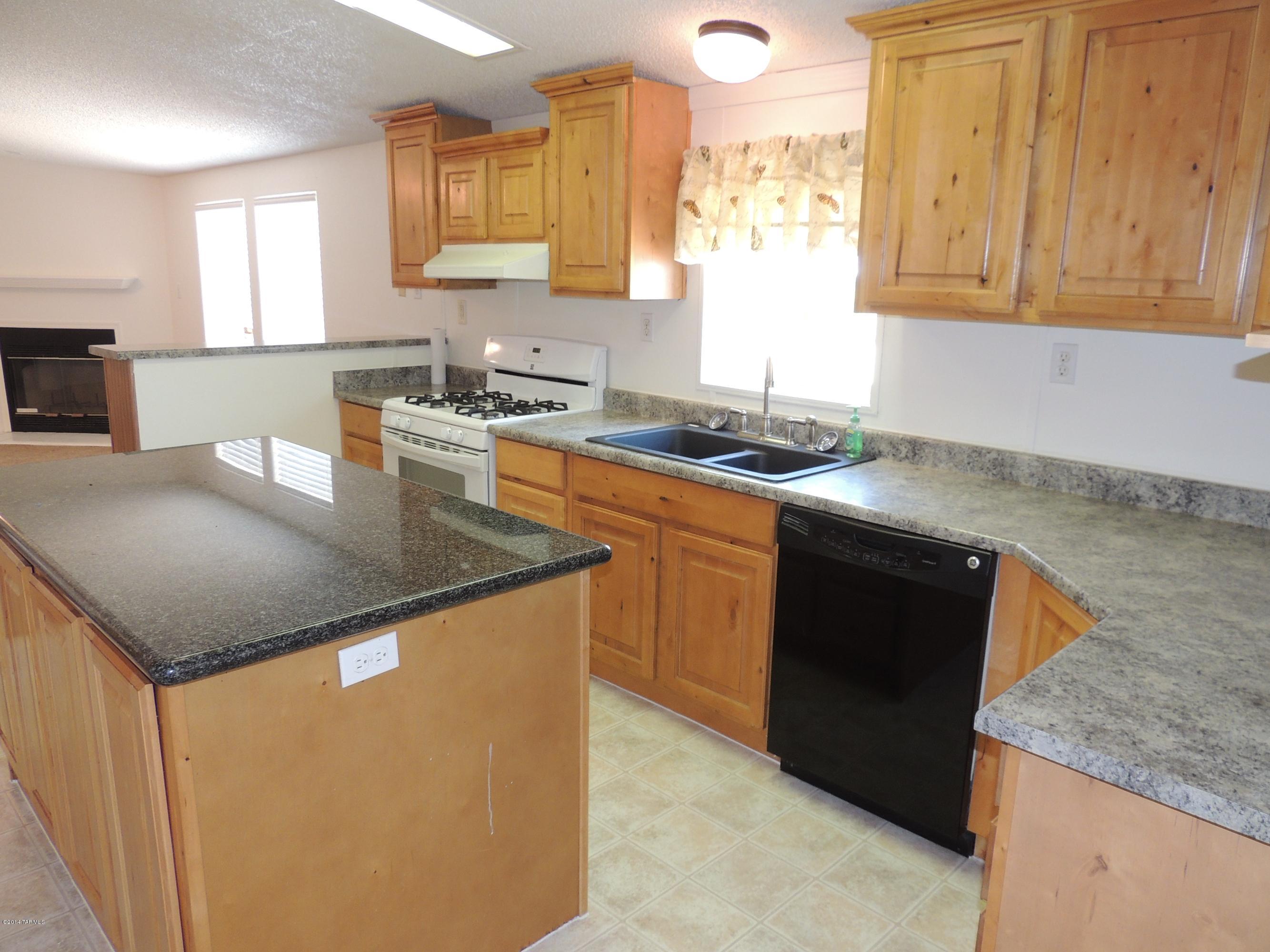 16000 Gold Bell Road Marana, AZ 85653 - Photo 26 of 35