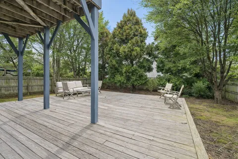 $2,600,000 | 33 Agnew Avenue, Montauk, NY 11954