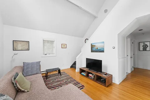 $2,600,000 | 33 Agnew Avenue, Montauk, NY 11954