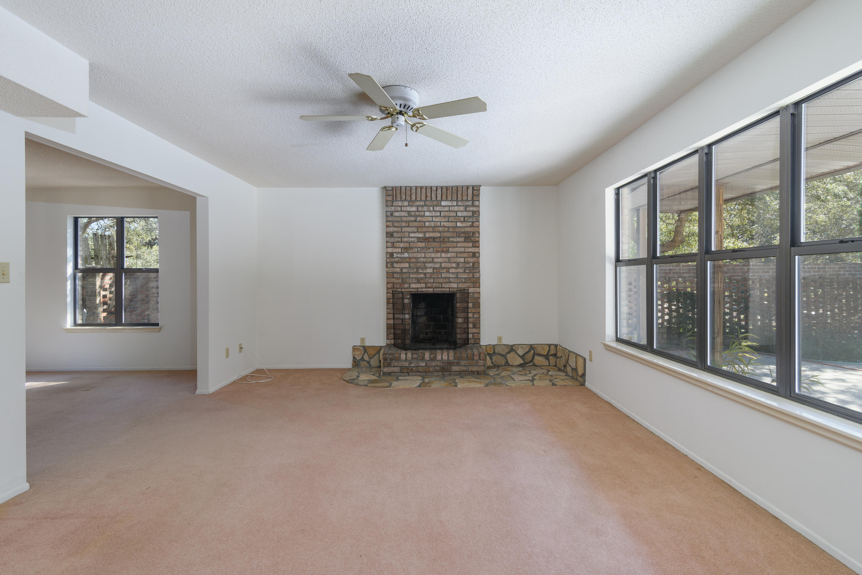 103 Mooney Road Northeast Fort Walton Beach, FL 32547 - Photo 12 of 53 Gallery Image 12