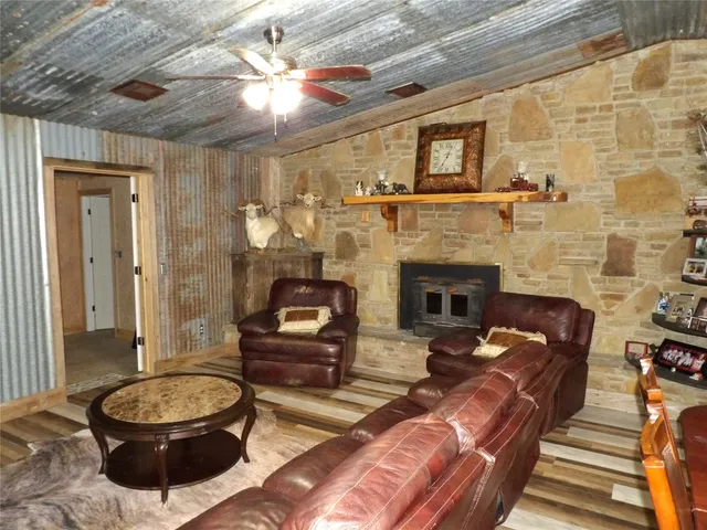 $415,000 | 12830 Fm 1280, Lovelady, TX 75851