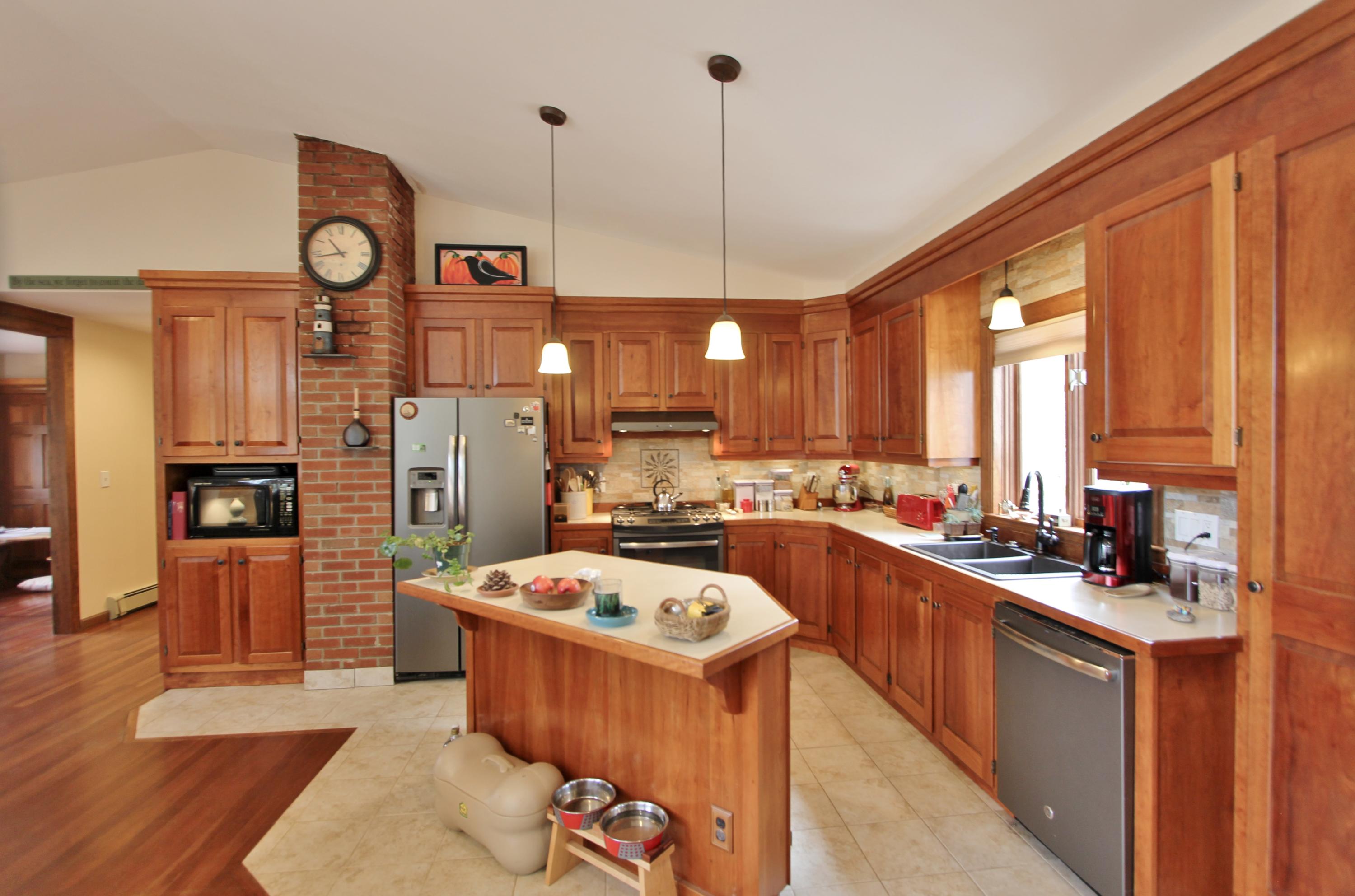 19 South Chester Dean Road Lincolnville, ME 04849 - Photo 16 of 31 16