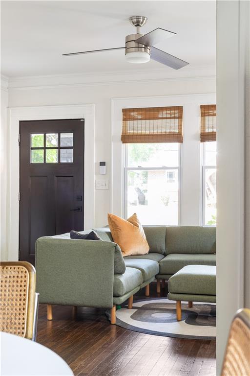 1010 Dill Avenue Southwest Atlanta, GA 30310 - Photo 4 of 39 a living room with furniture and a window