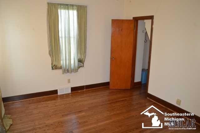 8151 Blue Bush Road Maybee, MI 48159 - Photo 22 of 43 21470519-21.JPG