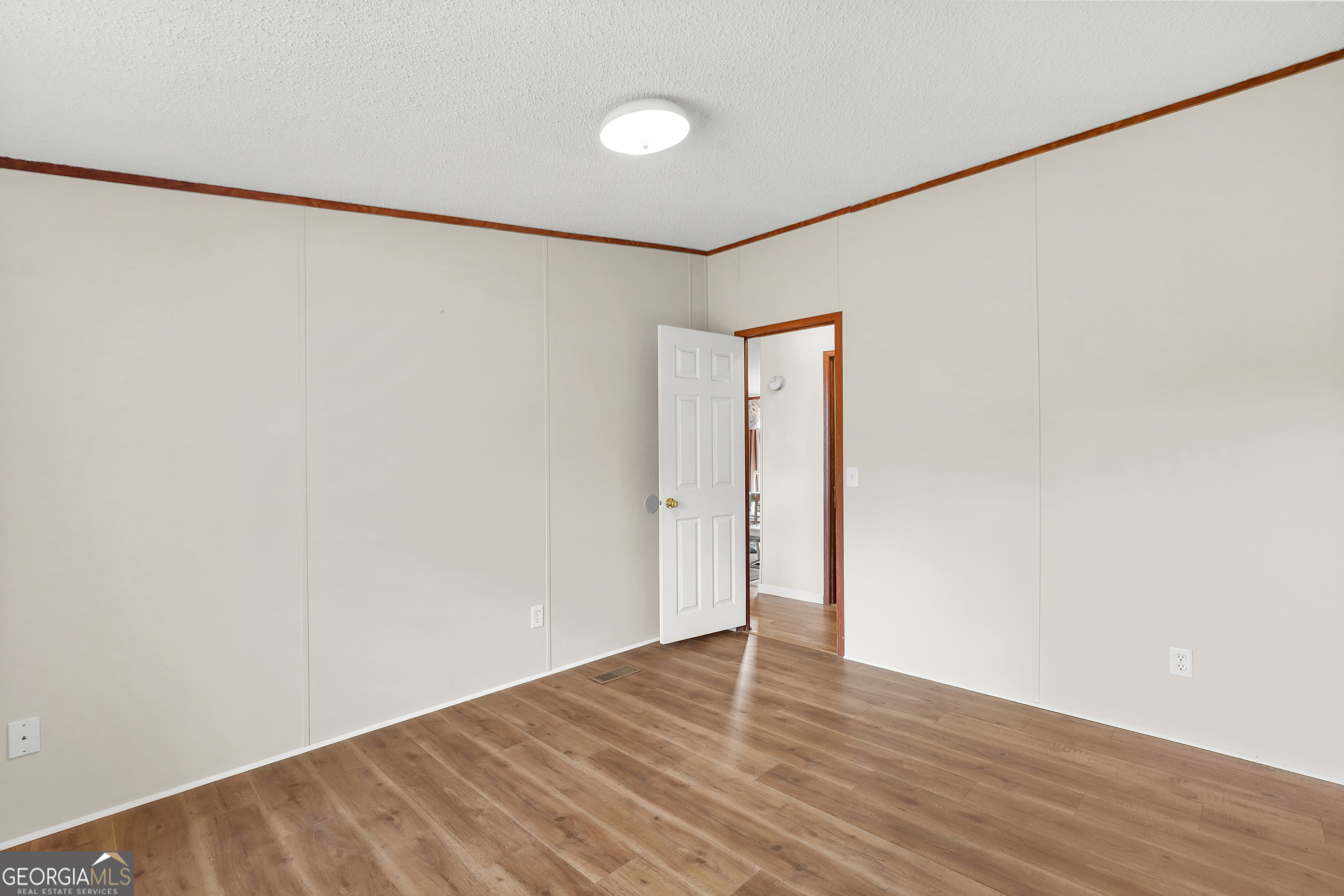 1298 Lee Road Pembroke, GA 31321 - Photo 8 of 56