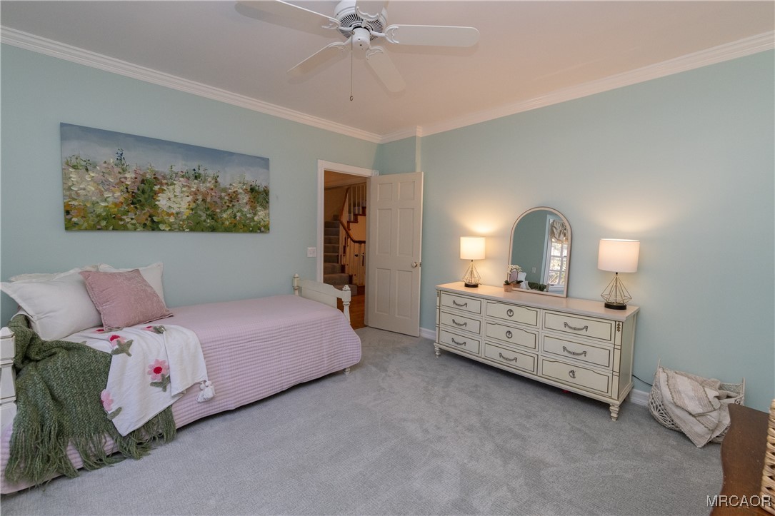 1660 Cascade Road Big Bear City, CA 92314 - Photo 11 of 42 a bed room with a bed and a dresser