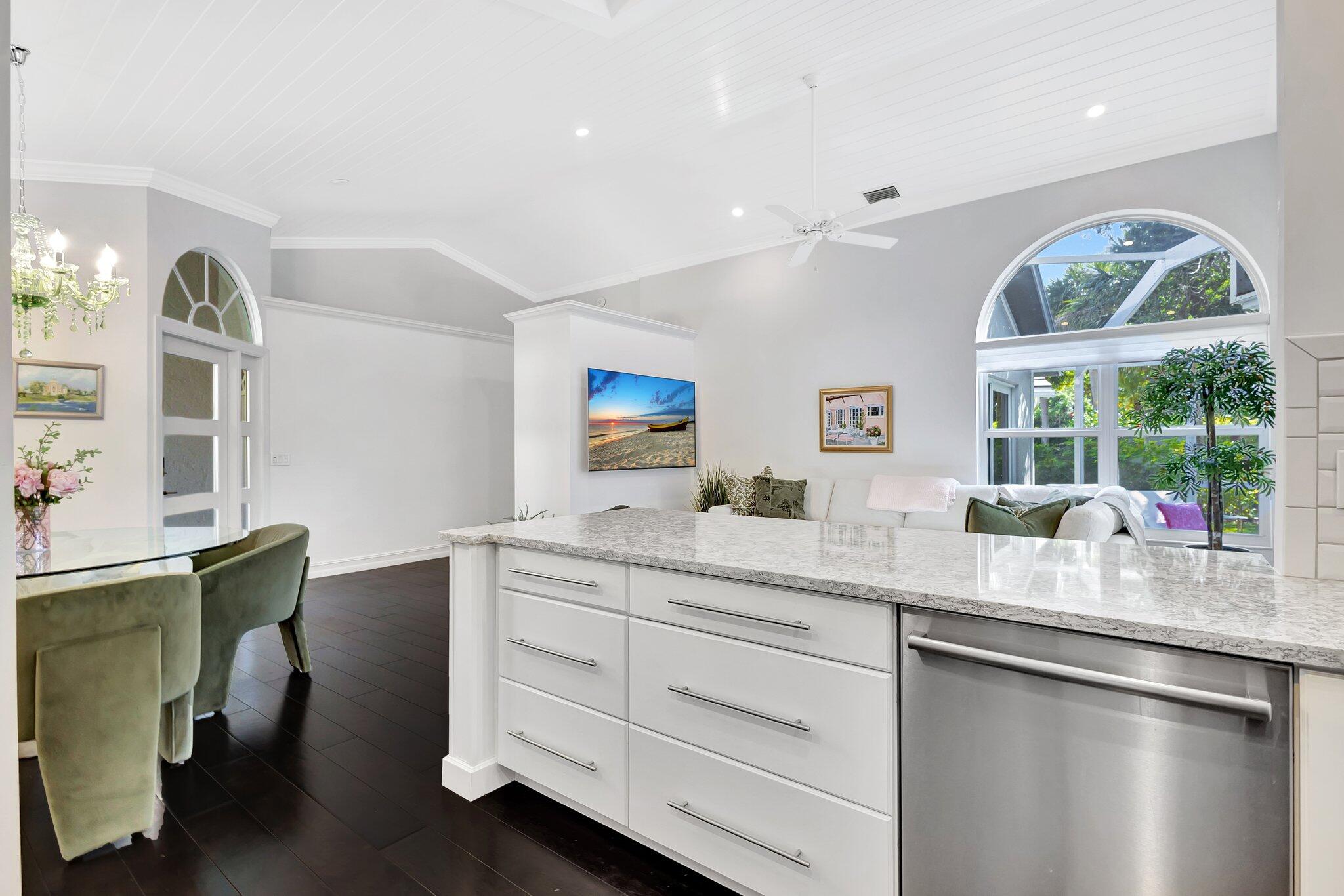 16501 Riverwind Drive Jupiter, FL 33477 - Photo 19 of 55 20-web-or-mls-5D1A3240