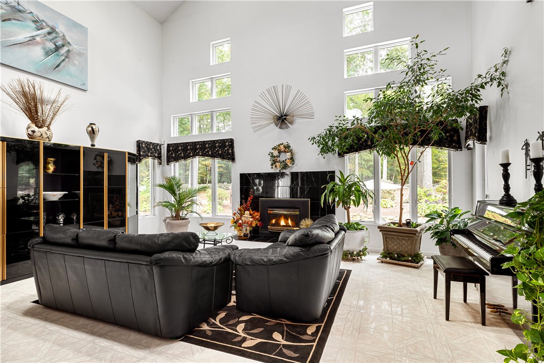 3 Scott Drive Lincoln, RI 02865 - Photo 20 of 49 Great Room