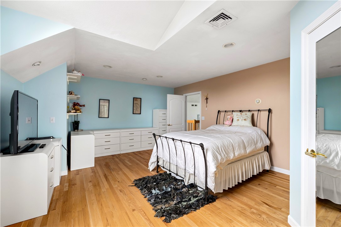 3 Scott Drive Lincoln, RI 02865 - Photo 36 of 49 Bedroom 2