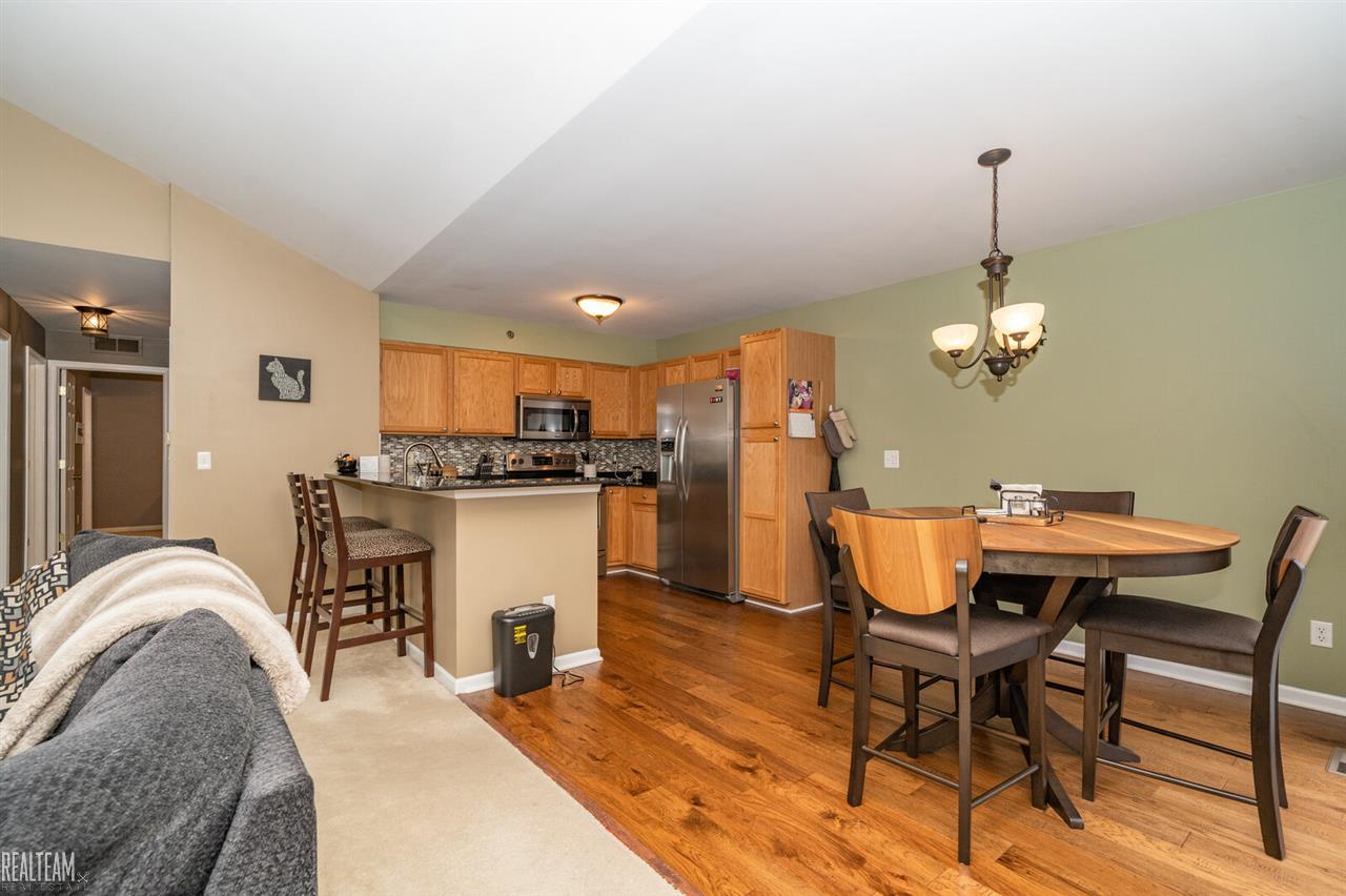 1716 Deepwood Circle, Unit 43 Rochester, MI 48307 - Photo 6 of 18