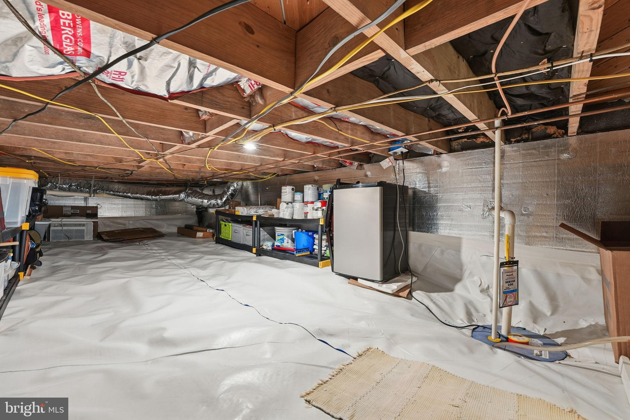 6803 Derrell Court Alexandria, VA 22307 - Photo 31 of 43 a view of a room with gym equipment