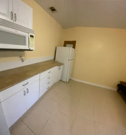 $1,500 | 15667 76th Road North, Loxahatchee, FL 33470