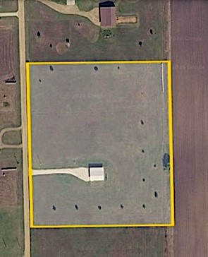 323 Prairie Switch Road El Campo, TX 77437 - Photo 13 of 13 view of room