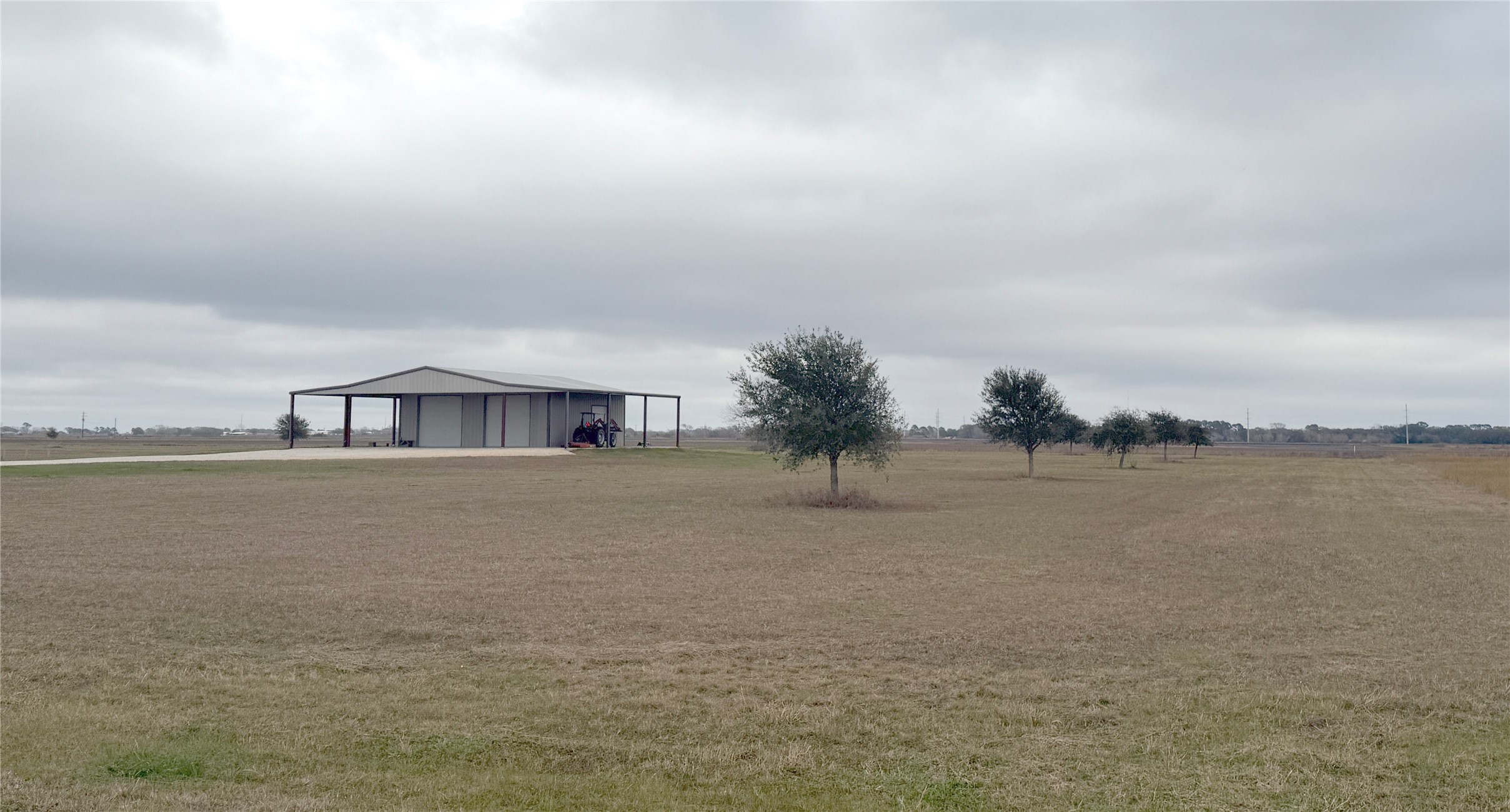 323 Prairie Switch Road El Campo, TX 77437 - Photo 6 of 11