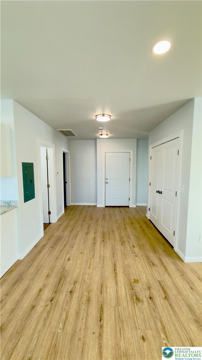 403 North Walnut Street, Unit B Bath, PA 18014 - Photo 12 of 31