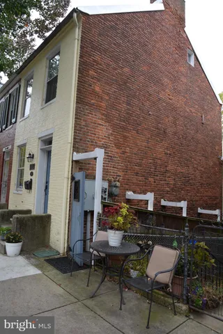 $2,350 | 313 North Market Street, Frederick, MD 21701