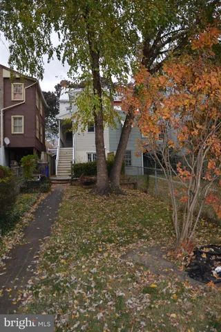 $2,350 | 313 North Market Street, Frederick, MD 21701