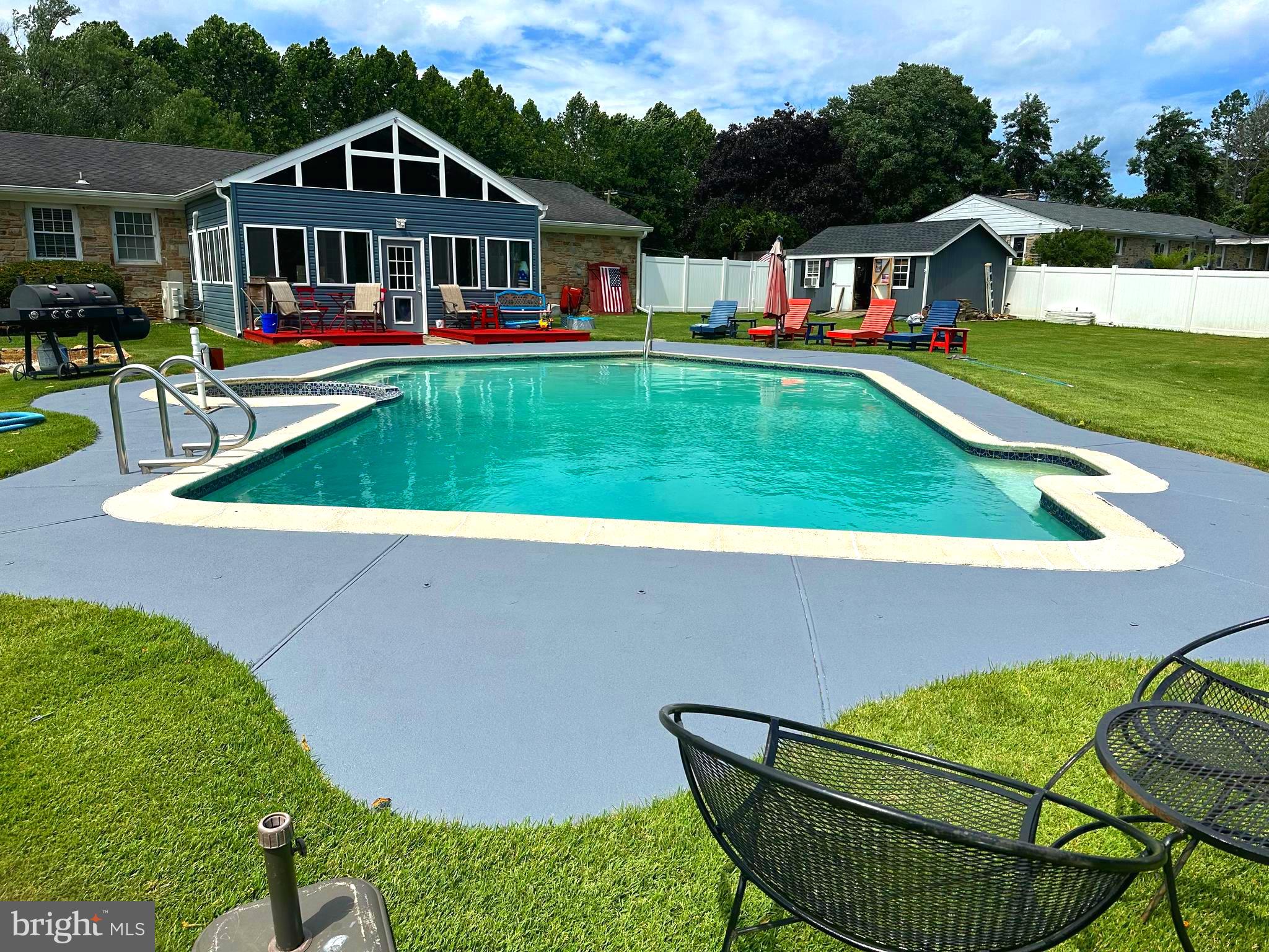 12559 Dulaney Valley Road Phoenix, MD 21131 - Photo 42 of 49 Inground pool