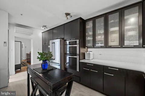 $1,200,000 | 210 South High Street, Baltimore, MD 21202