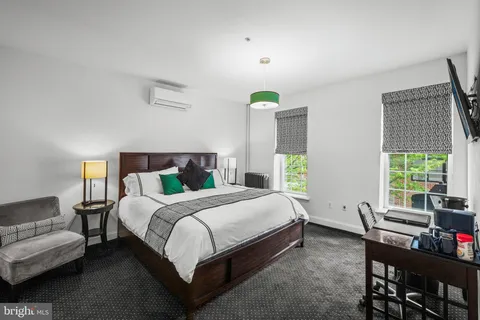 $1,200,000 | 210 South High Street, Baltimore, MD 21202